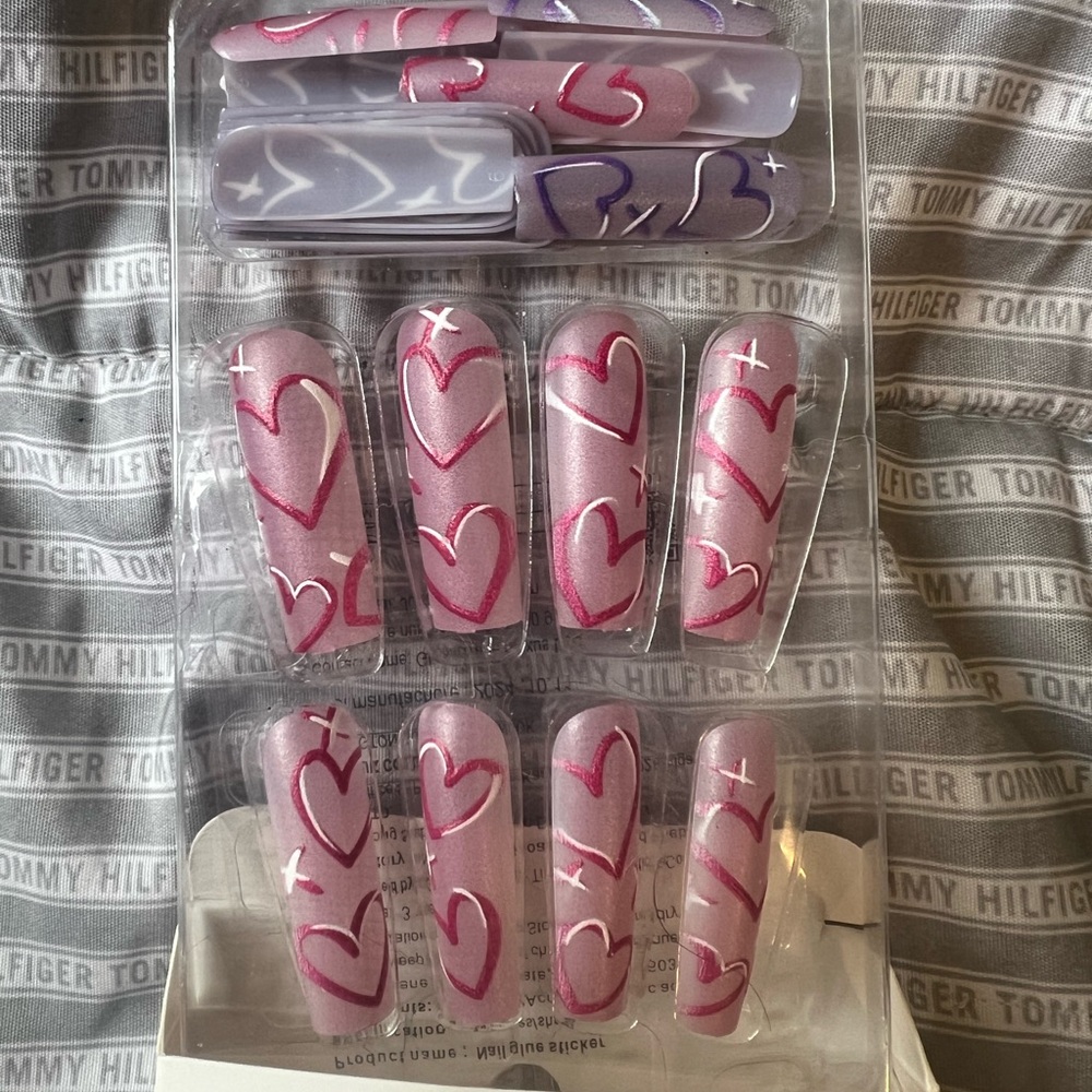 Pink and purple Heart Party Nail Set